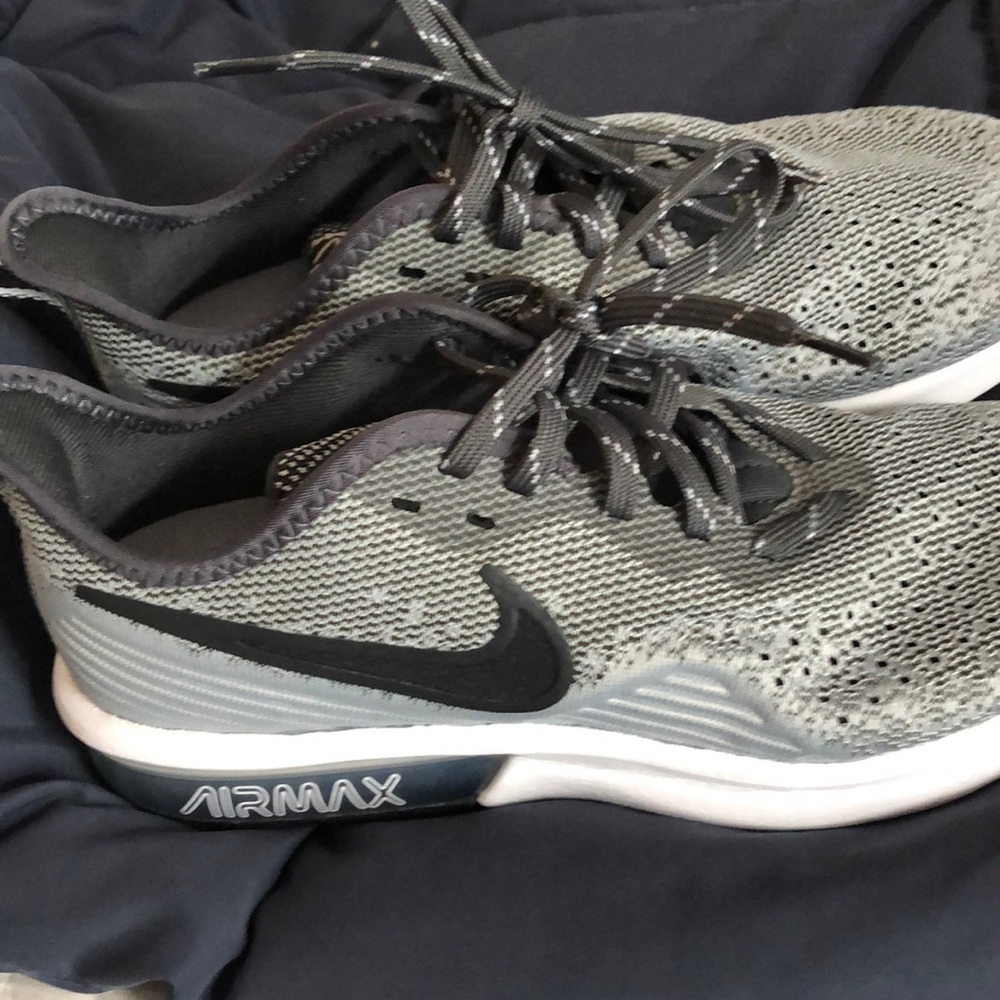 Brand new Nike Air Max running shoes , woman’s 7.5